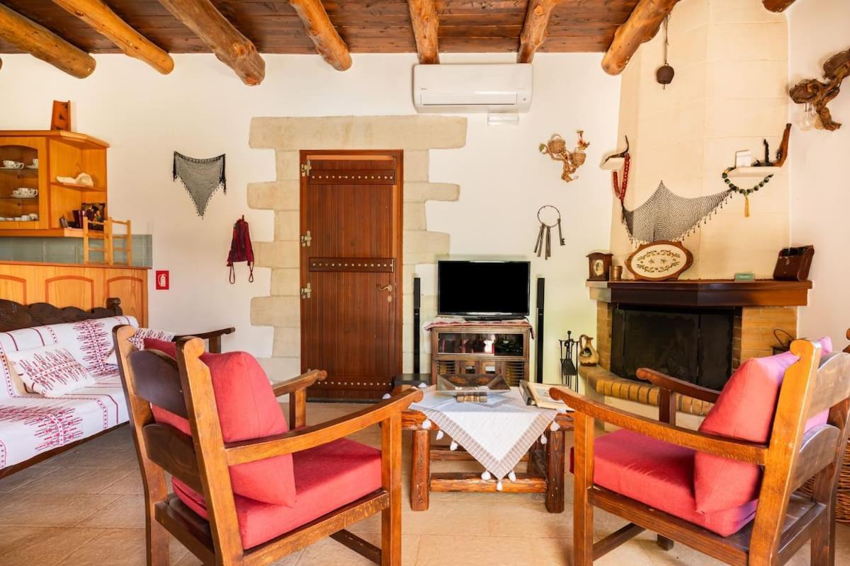 Villa Aloni Fílippos Buitenkant foto