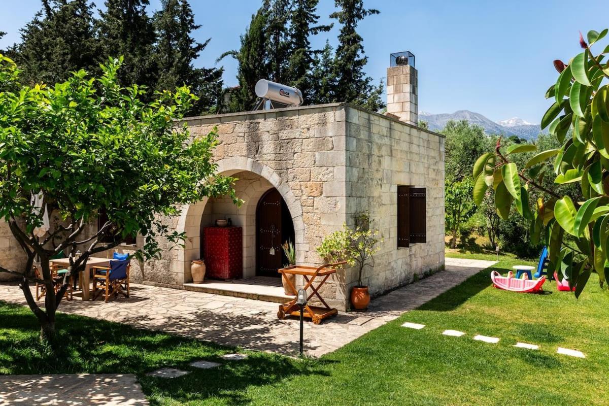 Villa Aloni Fílippos Buitenkant foto