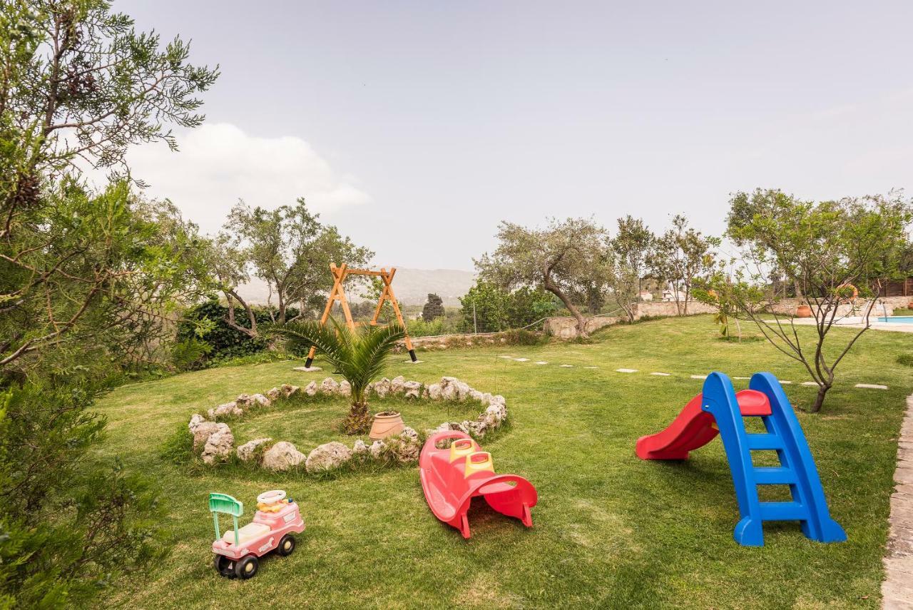 Villa Aloni Fílippos Buitenkant foto