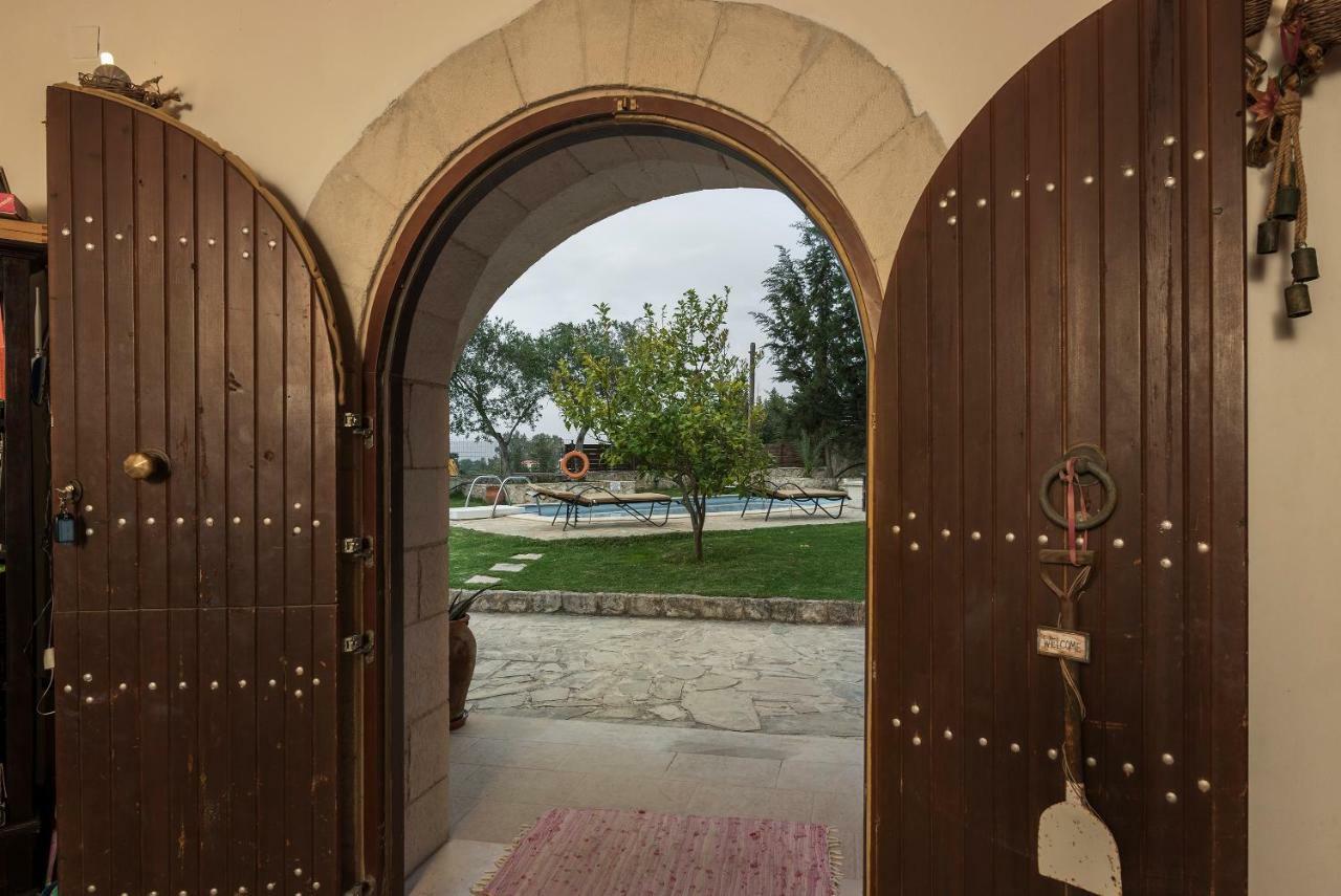 Villa Aloni Fílippos Buitenkant foto