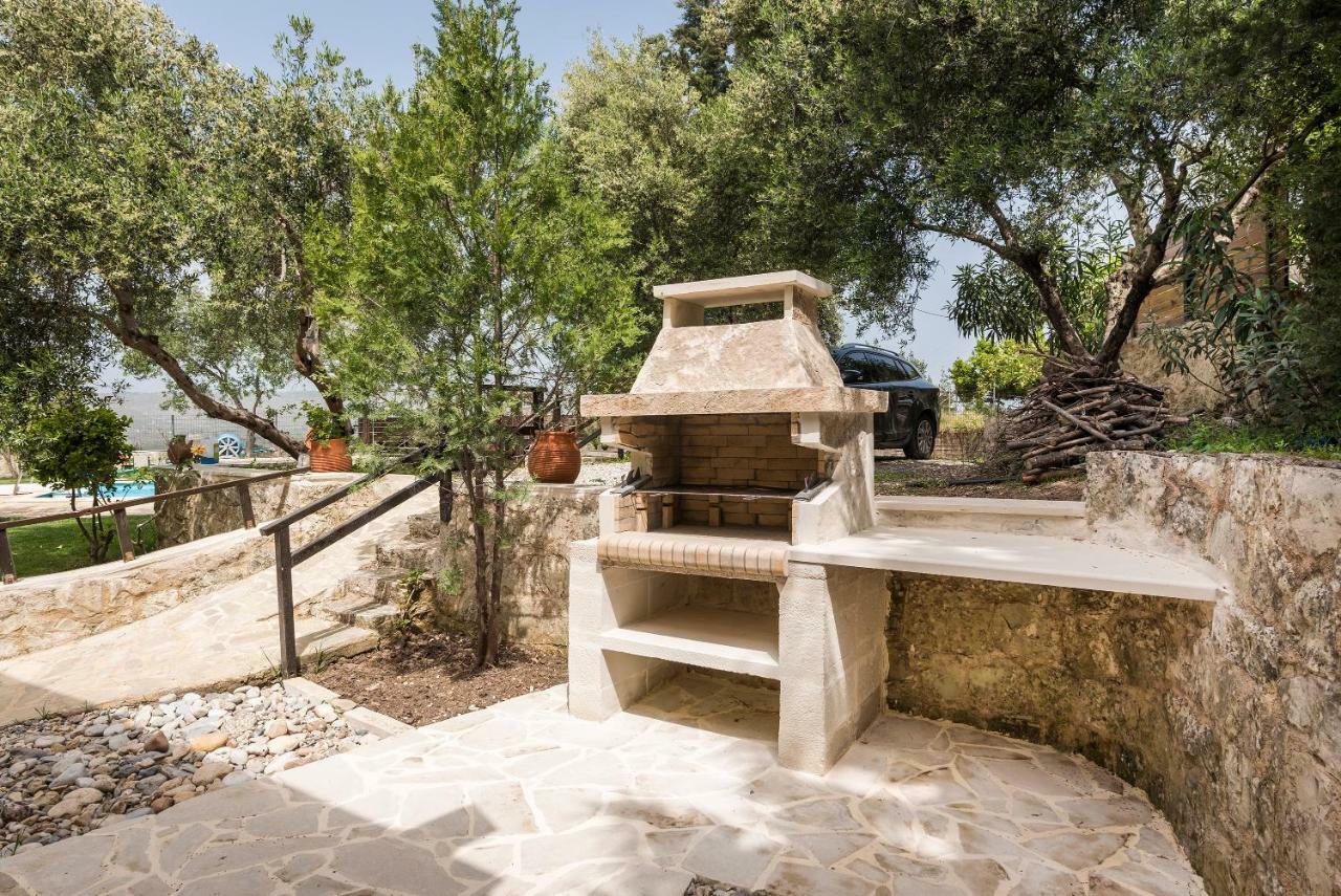 Villa Aloni Fílippos Buitenkant foto