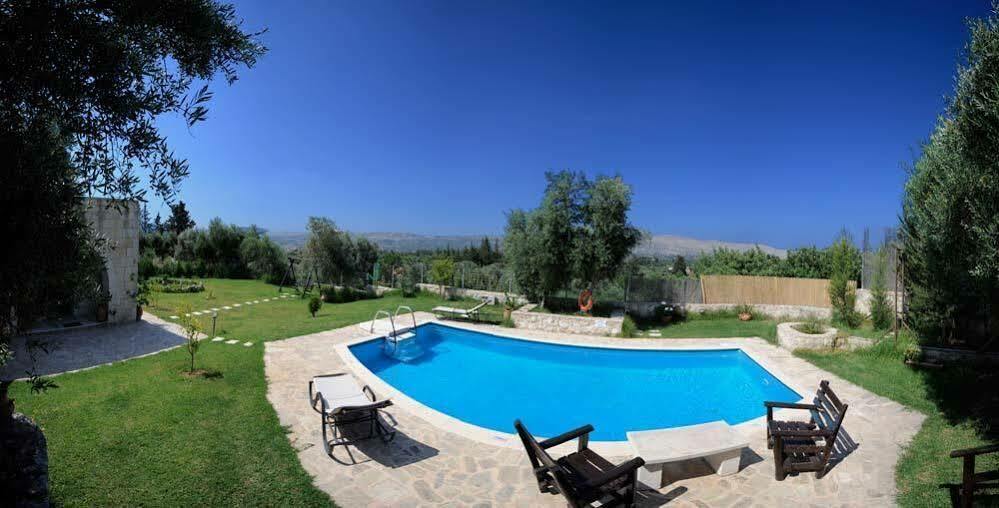 Villa Aloni Fílippos Buitenkant foto